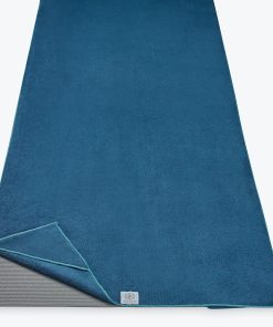 Stay-Put Yoga Towel