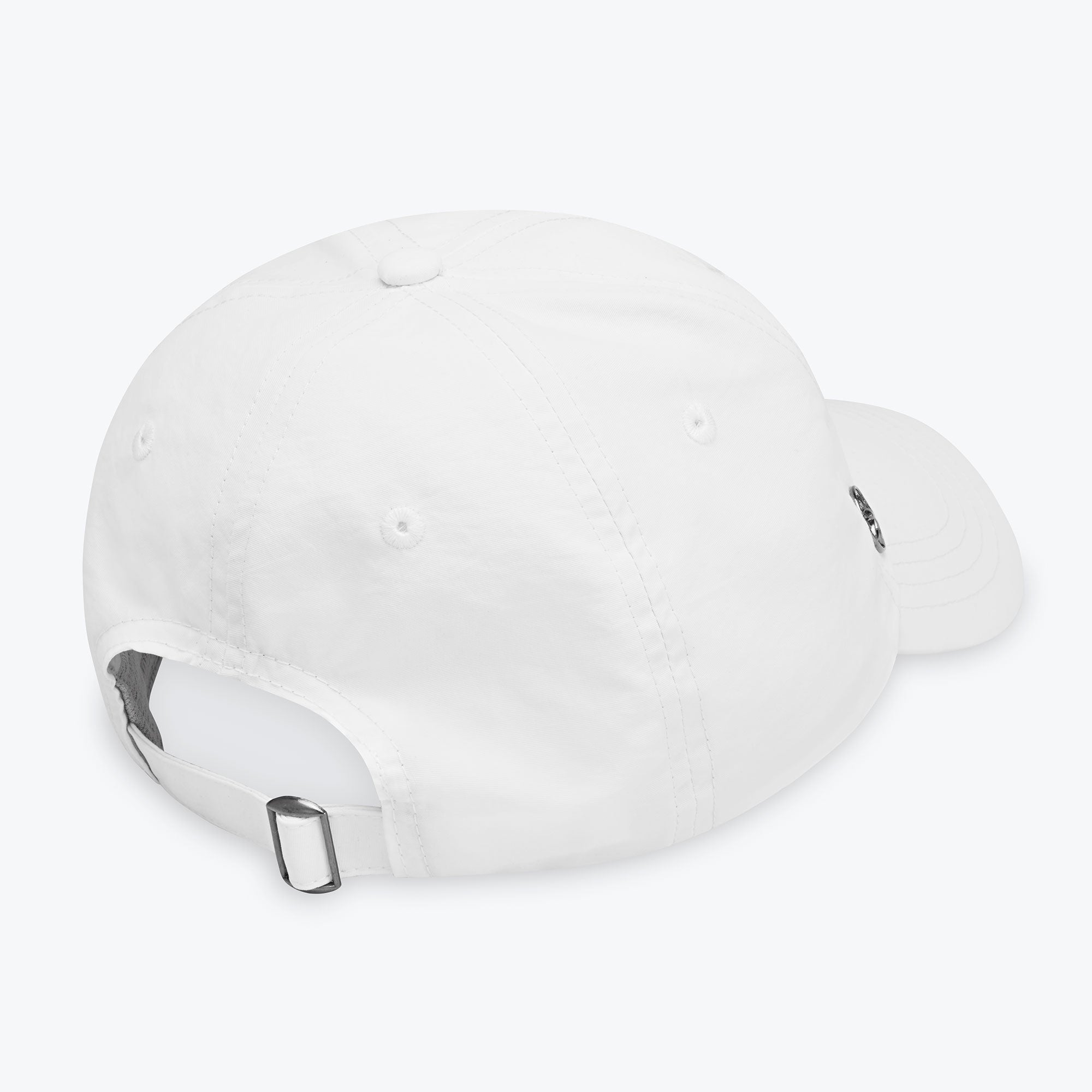 05-63916_CLASSIC-FITNESS-HAT-WHITE_B.jpg