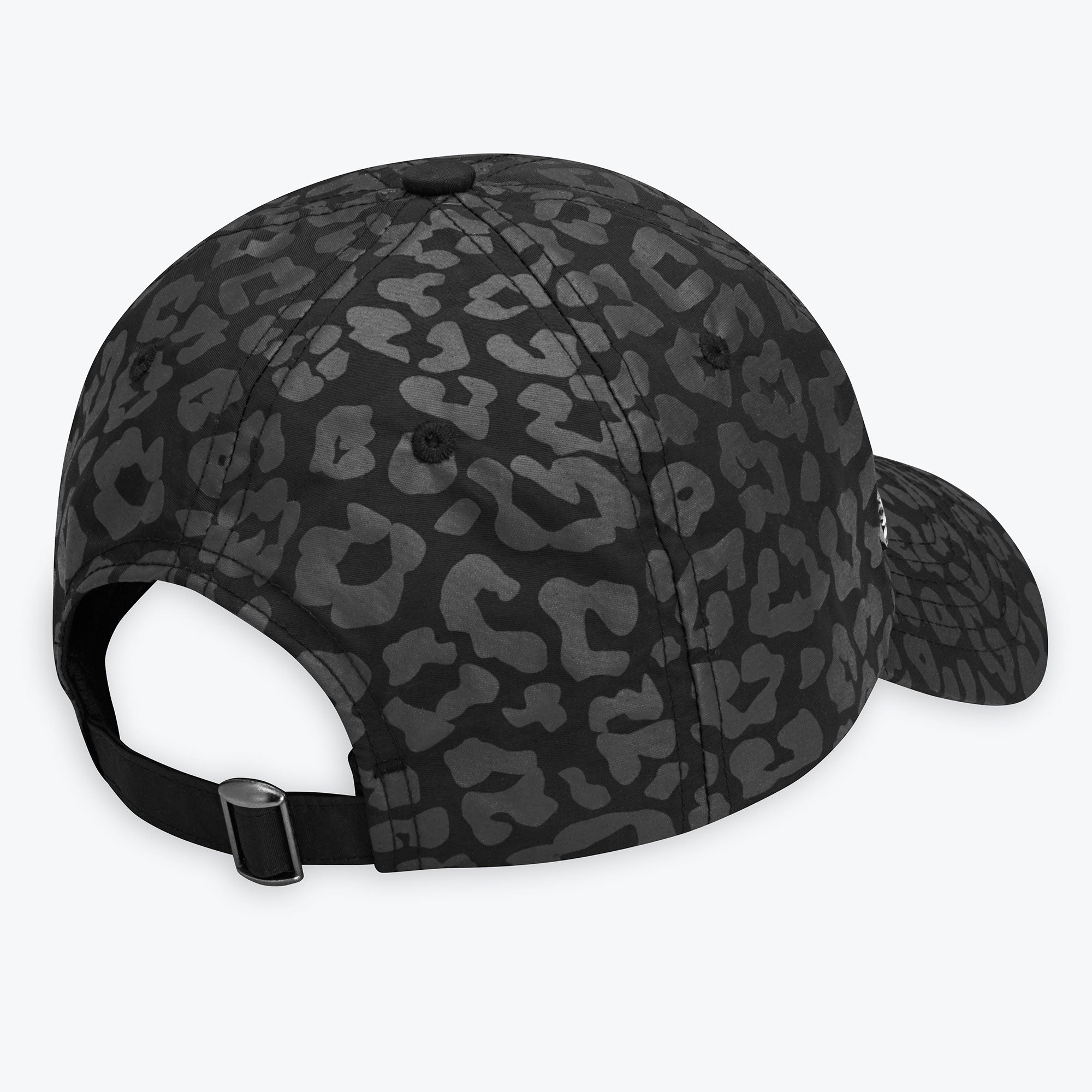 05-64247_GAIAM-CLASSIC-HAT-LEOPARD-PRINT_B.jpg