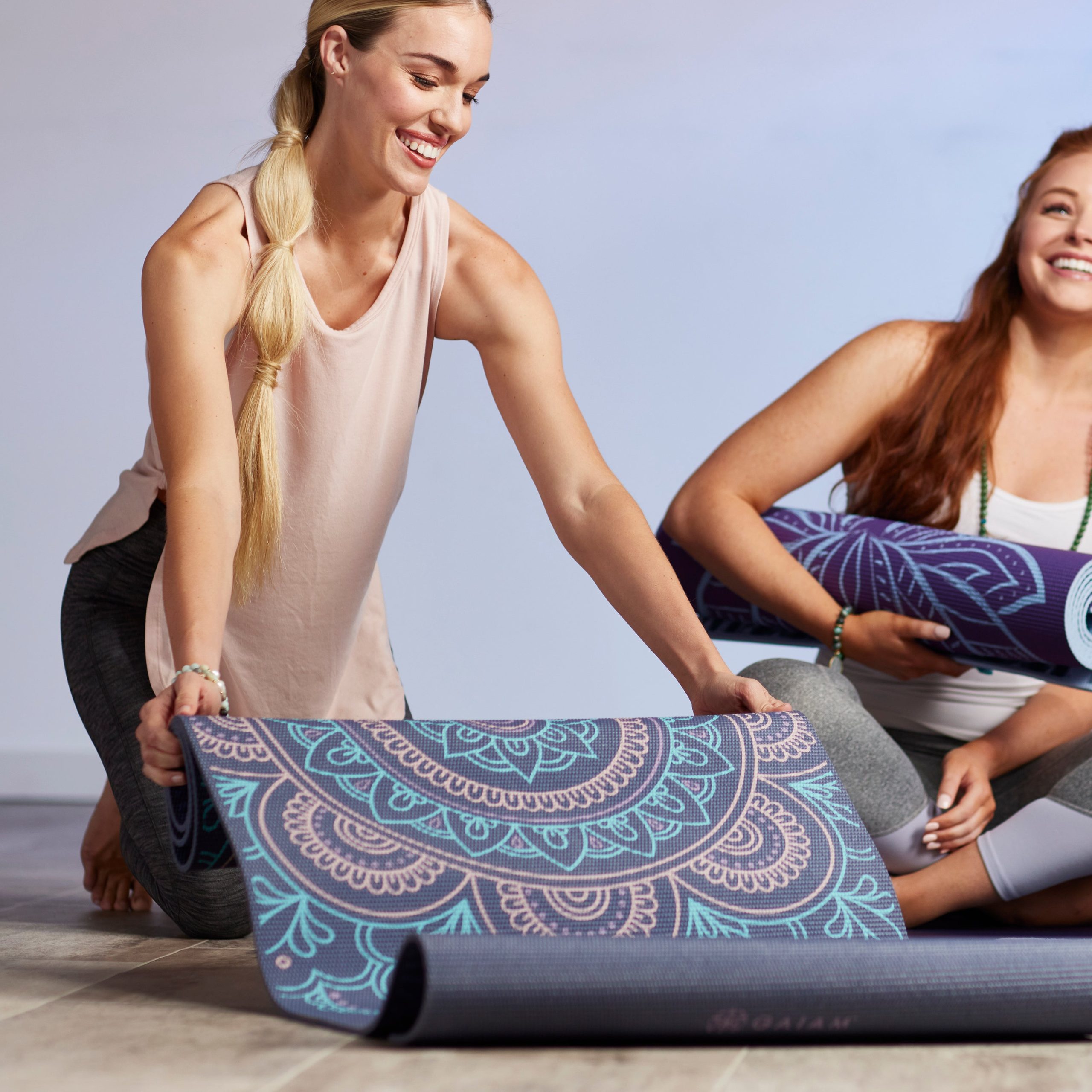 05-64304_6MM-PREMIUM-REVERSIBLE-YOGA-MAT-PURPLE-ILLUSION_1.jpg