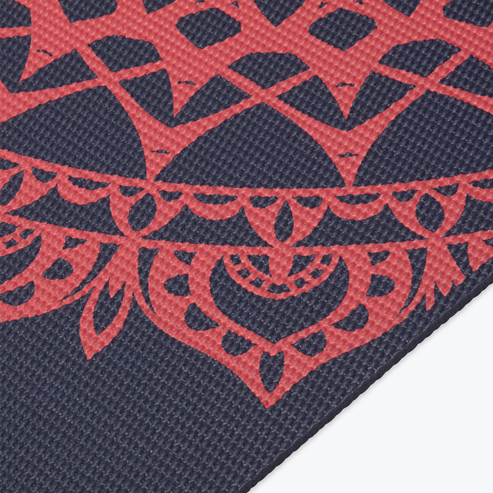 05-64510_GAIAM-6MM-PREMIUM-YOGAMAT-PINK-MARRAKESH_D.jpg